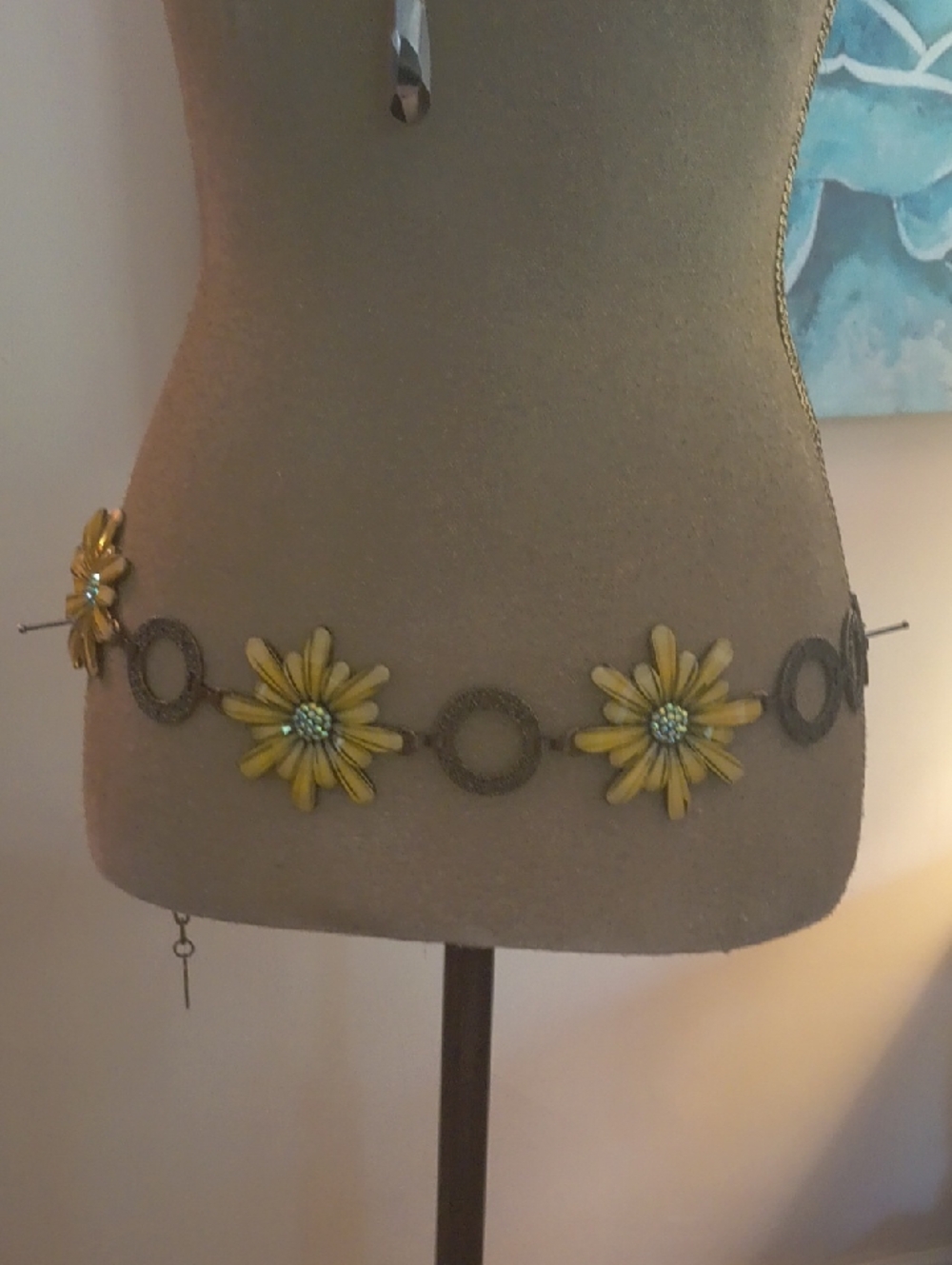 Yellow Daisy Flower Vintage Chain Belt